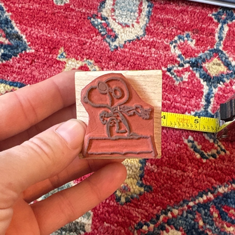 Snoopy Wooden Stamp with Aviator Design - Picture 3 of 3